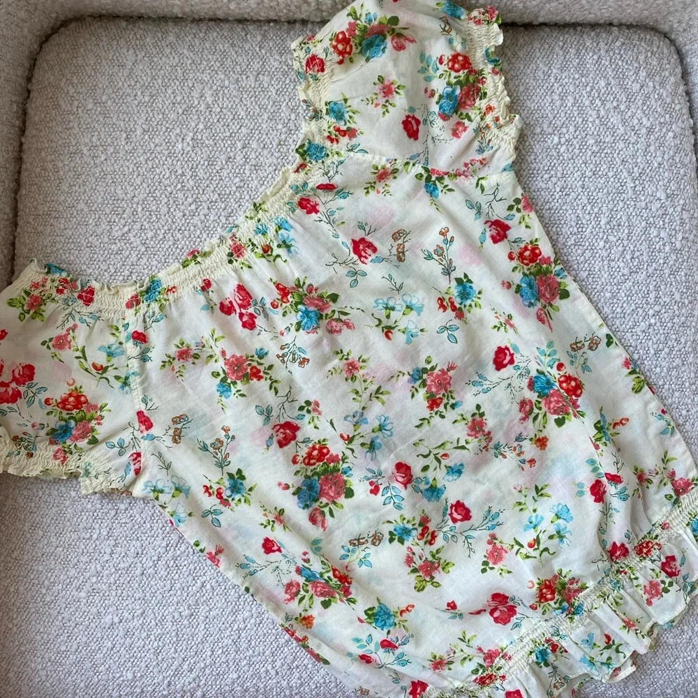 Price firm: Abercrombie floral blouse
